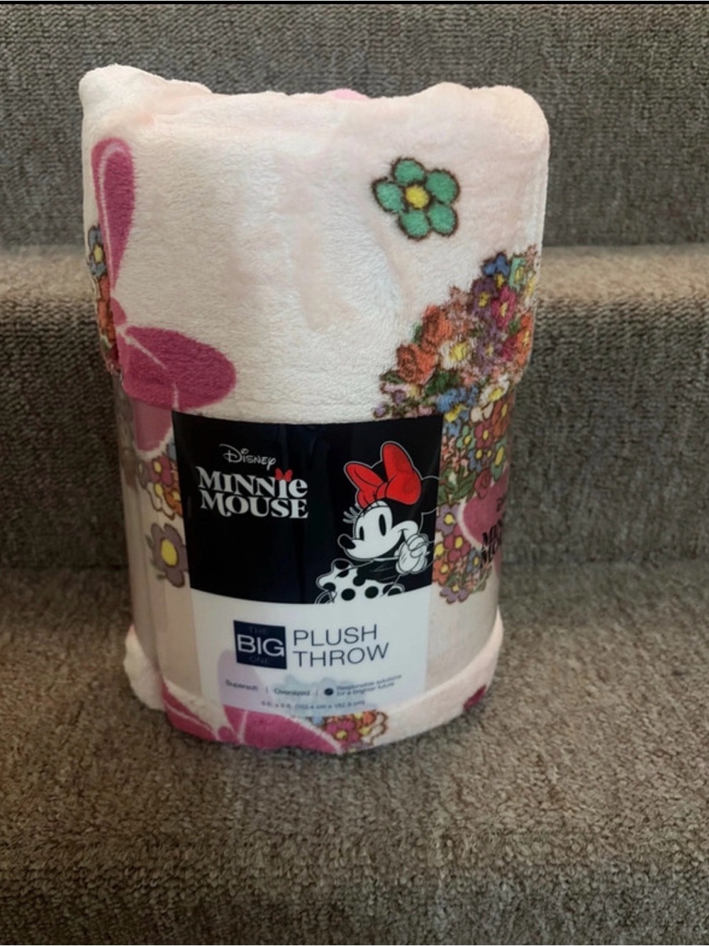 The Big One Minnie Mouse Pink Floral Plush Throw